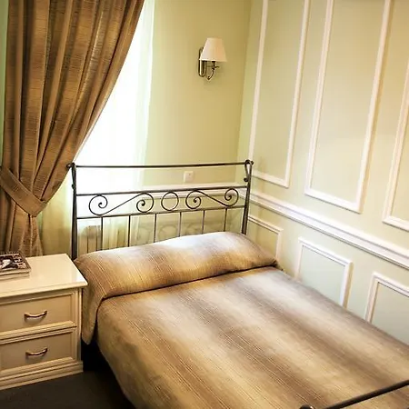 Готель Gostiniy Dvor 4*