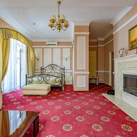 Hotel Gostiniy Dvor