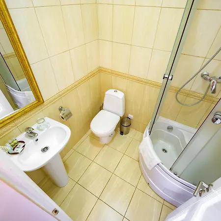 Gostiniy Dvor 4*