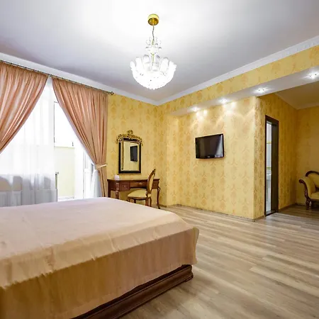 Gostiniy Dvor Hotel 4*