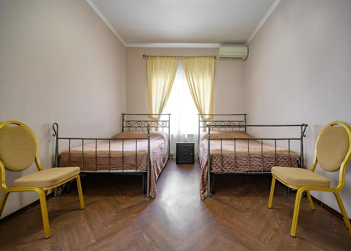 Gostiniy Dvor Hotell 4*