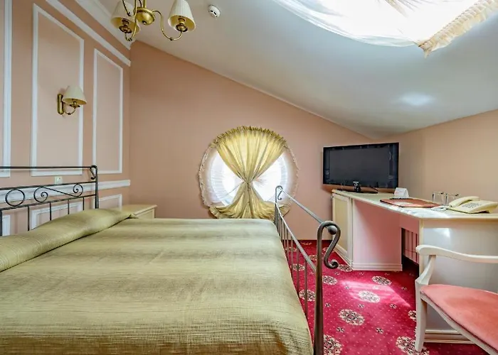 Ξενοδοχείο Gostiniy Dvor 4*